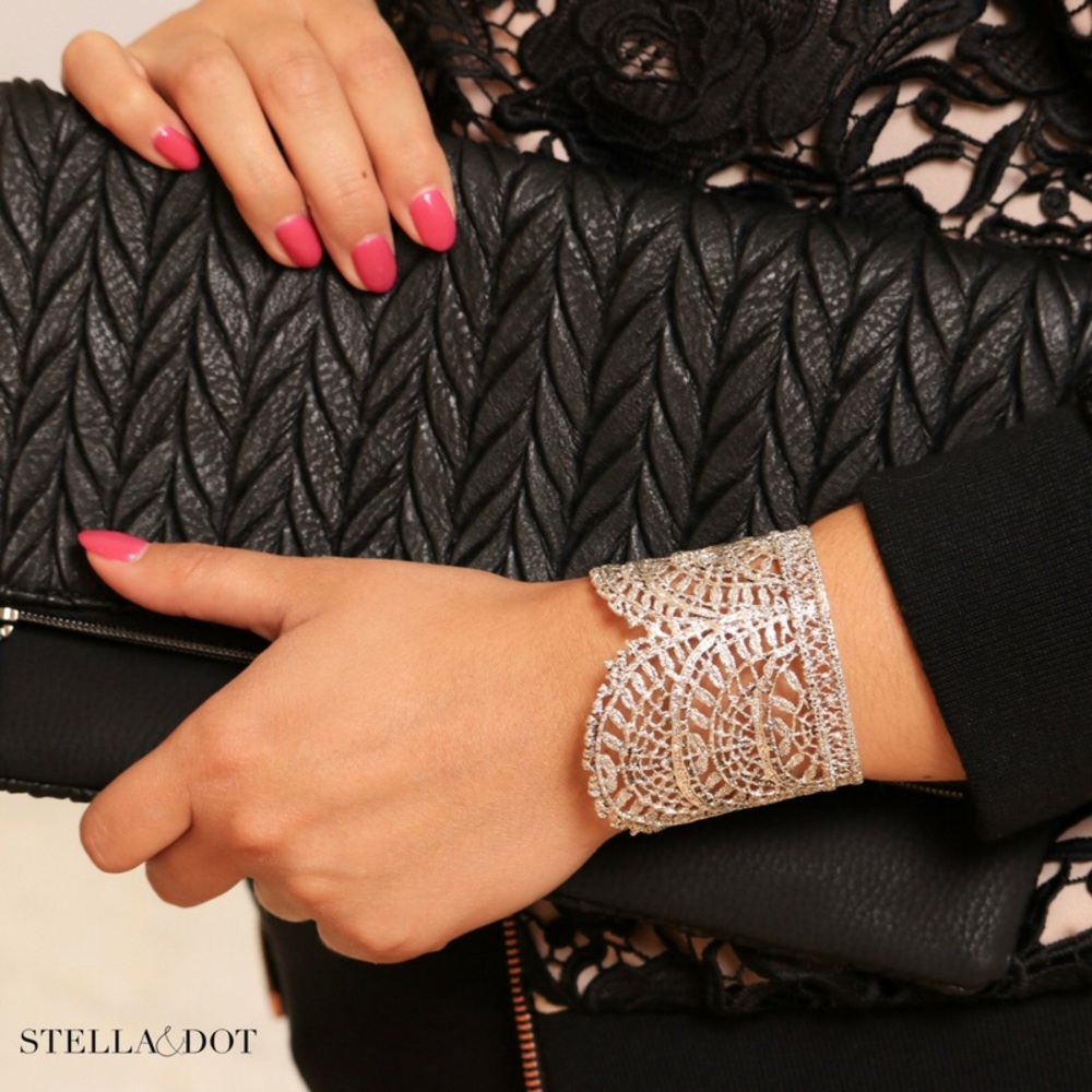 Stella & Dot Waverly tote braided black faux leather